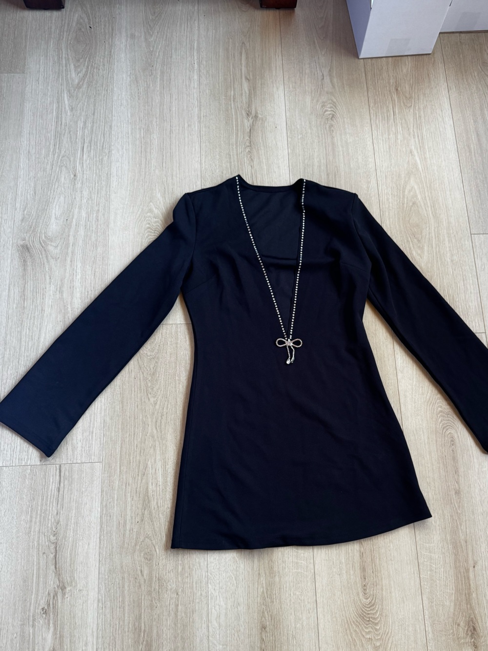Commense Black Long-Sleeve Slim Fit Top with Necklace Detail